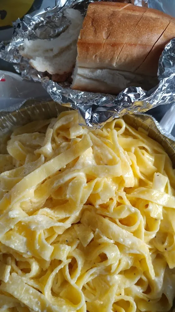 Fettuccine Alfredo